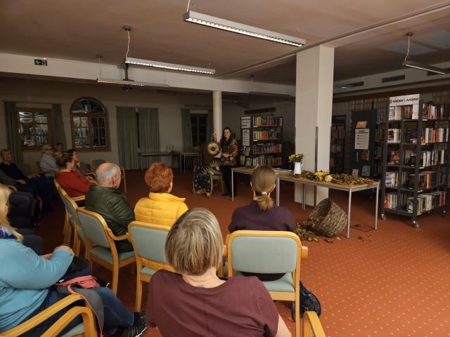 Märchenerzählerin Claudia Edermayer